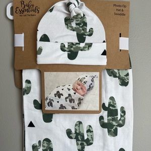 Swaddle and hat Camo Cactus